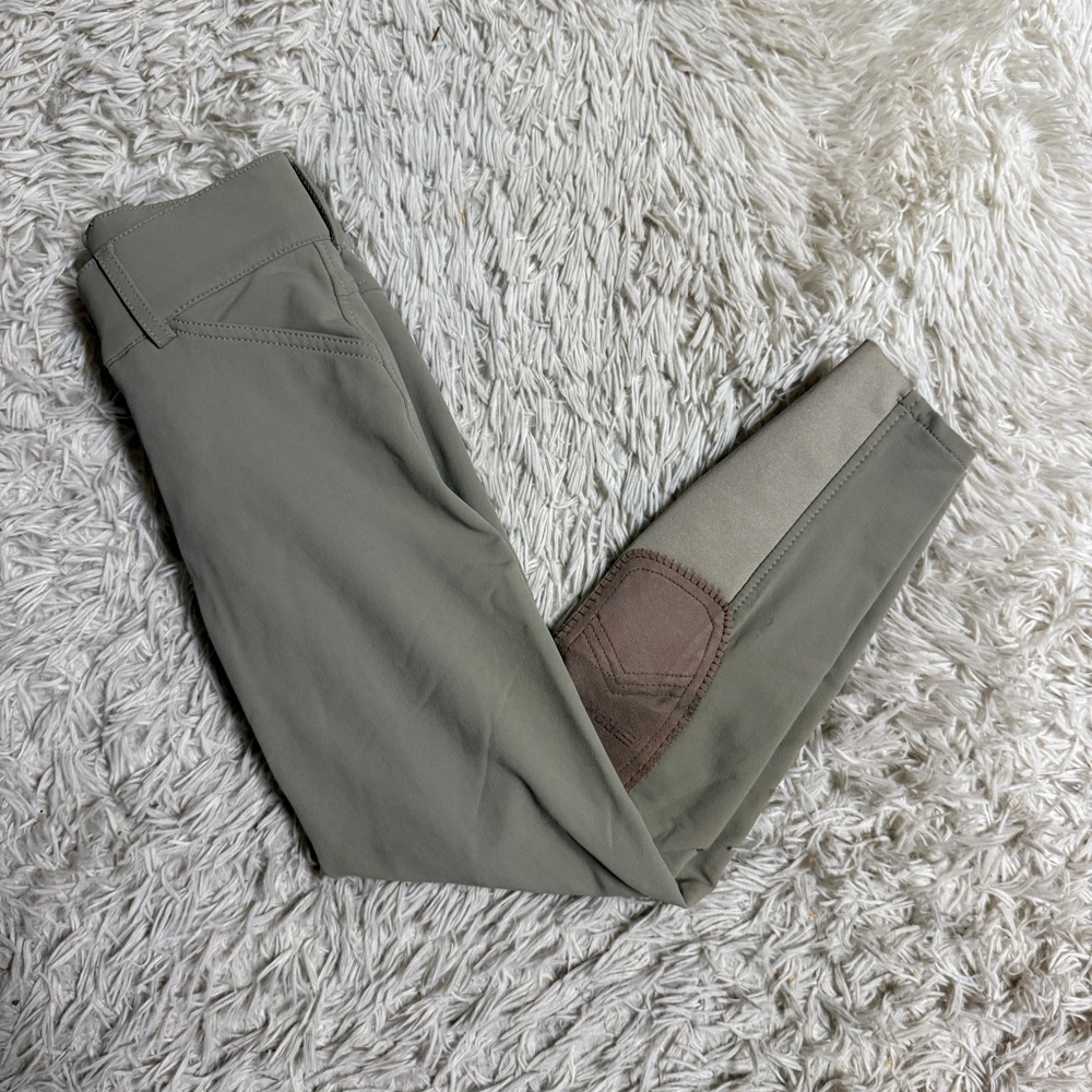 Child’s 10R Tan Romfh Knee Patch Horseback Riding Breeches. Staining shown.